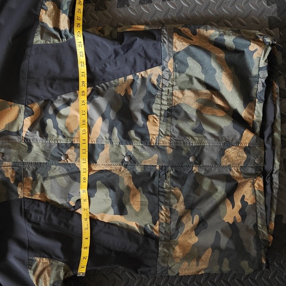 The North Face 1994 Camo Mountain Jacket Dryvent - Picture 5 of 13